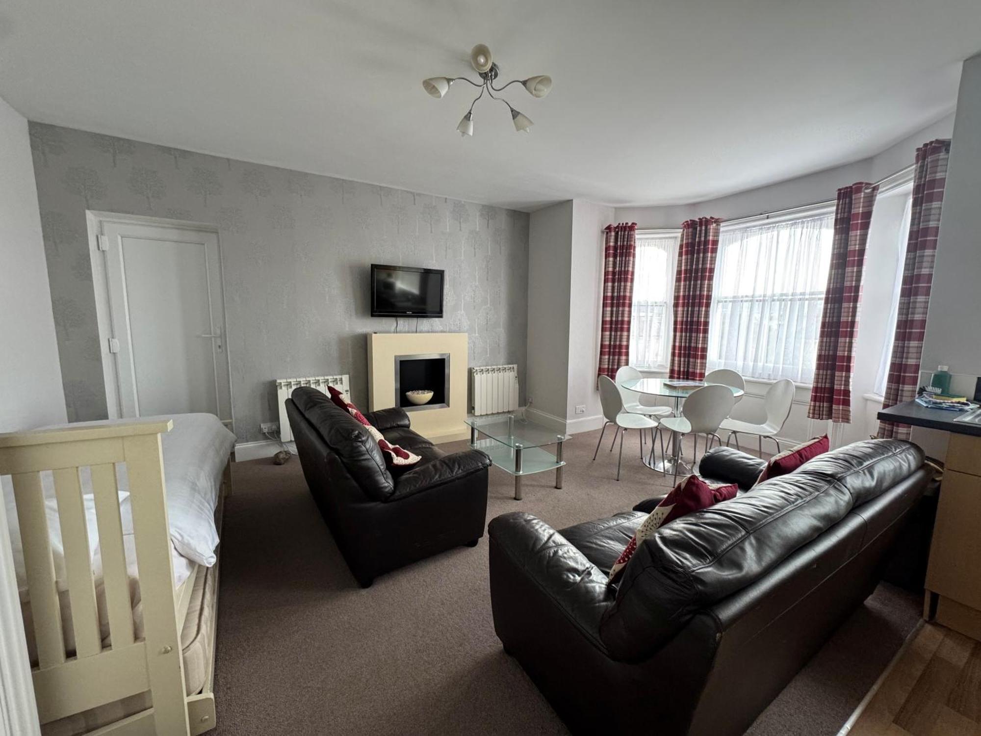 Devonshire House Holiday Flats Torneo de Torneo de Eastbourne Exterior foto